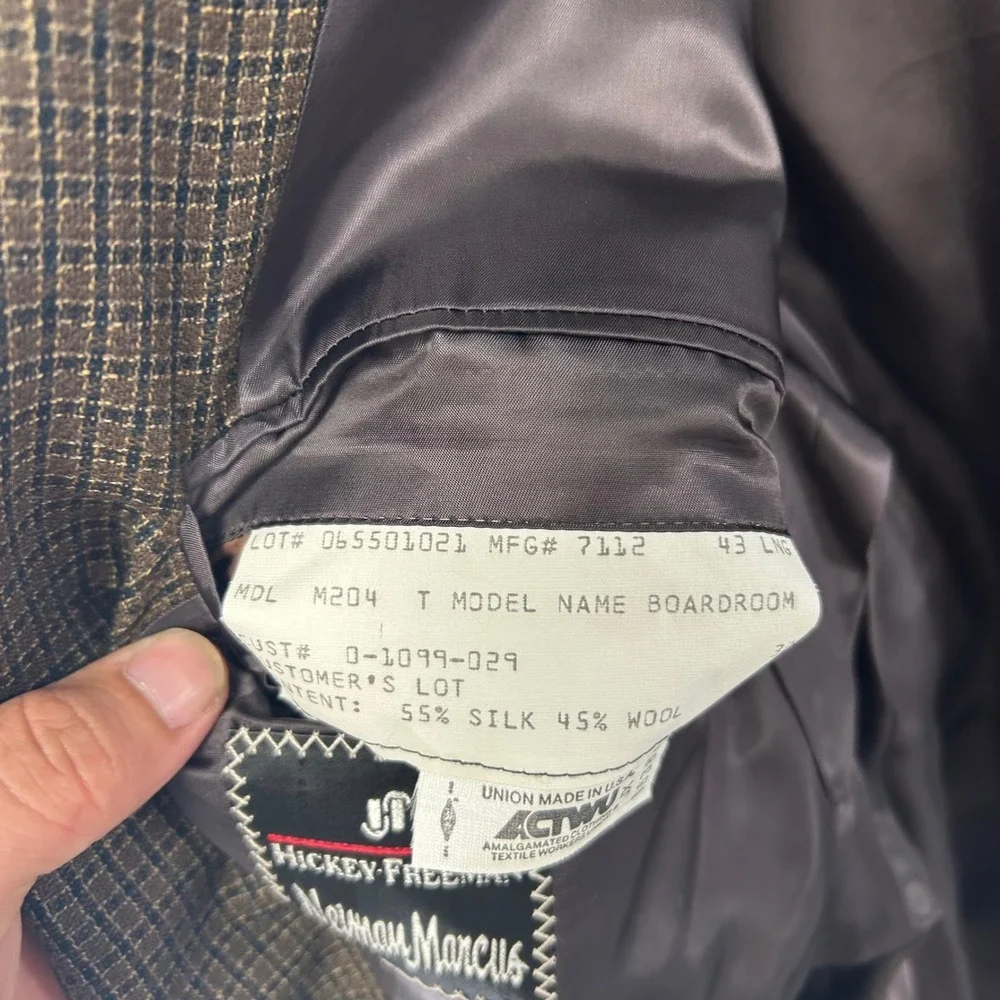 Hickey Freeman Blazer Mens 43L Brown Silk Wool Check Boardroom Neiman Marcus